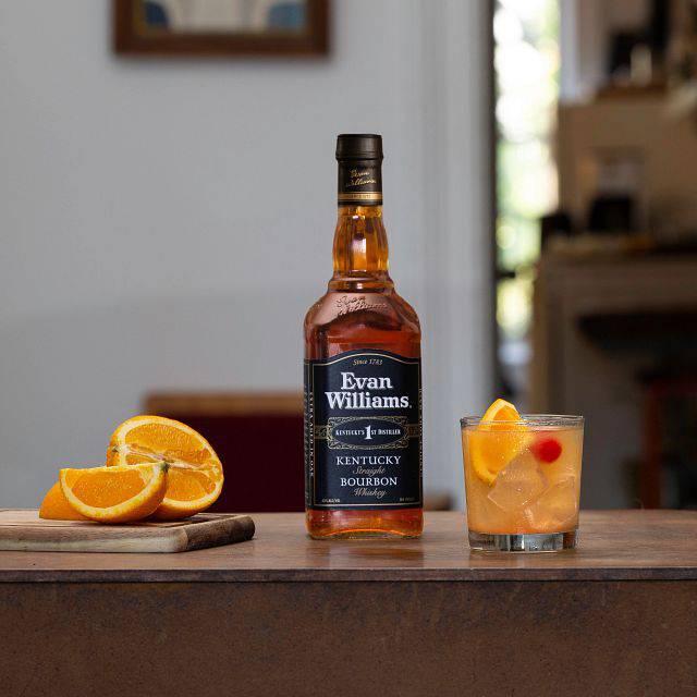 Evan Williams Bourbon Plastic 750ml (86 Proof)