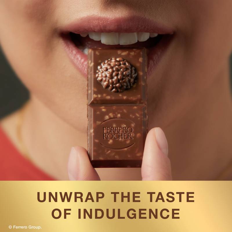 Ferrero Rocher Premium Chocolate Bar, Milk Chocolate Hazelnut, 3.1 oz