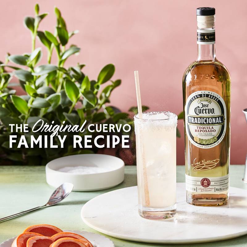 Jose Cuervo Tradicional Reposado with Shaker Tequila 750ml (80