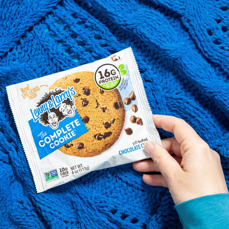 Lenny & Larry’s Chocolate Chip Protein Cookie, 4oz