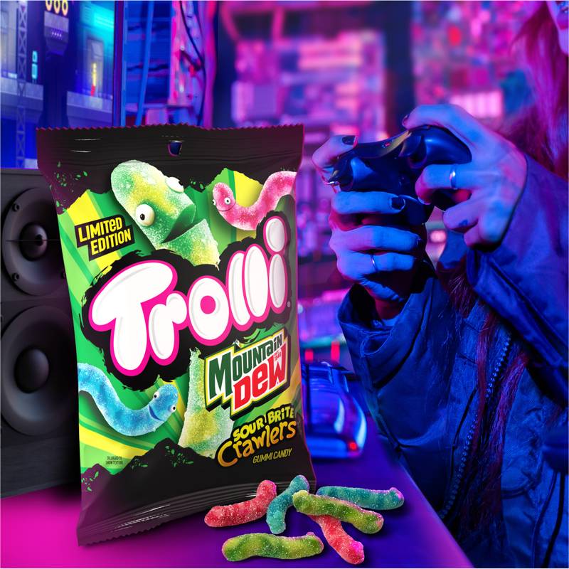 Trolli x Mountain Dew Sour Brite Crawlers Gummy Worm Candy, 4.25