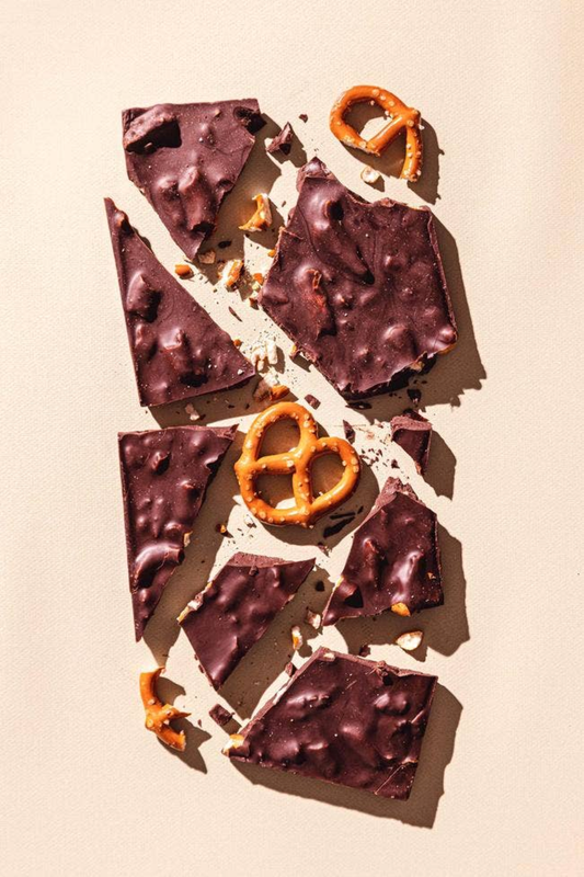 Compartes California Love Salted Pretzel Dark Chocolate Bar, 3.2 oz