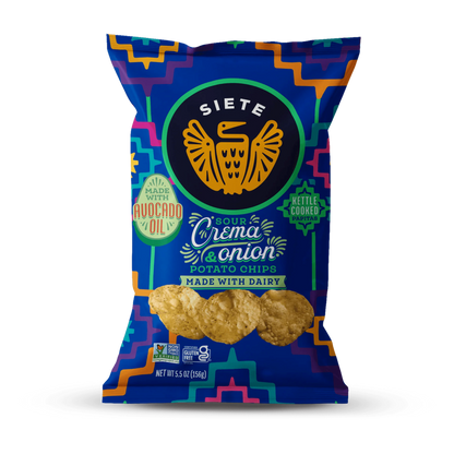 Siete Sour Crema & Onion Kettle Cooked Chips, 5.5 oz